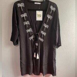NWT Saltylemon swim coverup. Black embroidered white palms. Size Medium.